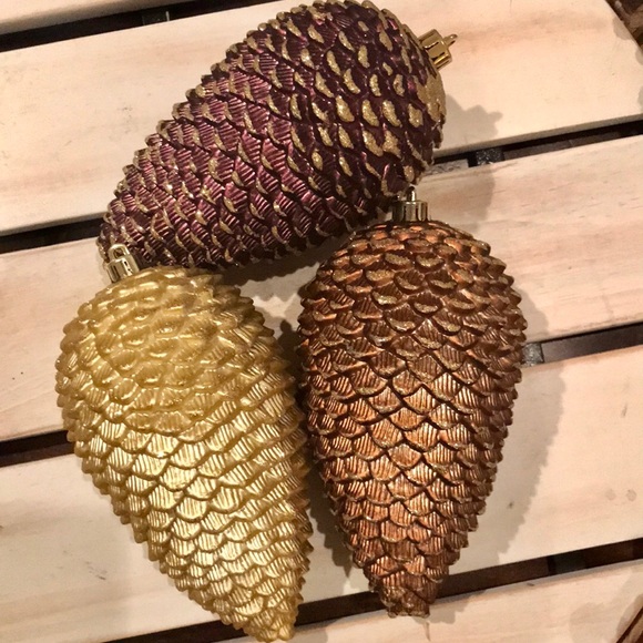 Set of 3 XL Vintage Pinecone Ornaments - Picture 8 of 16